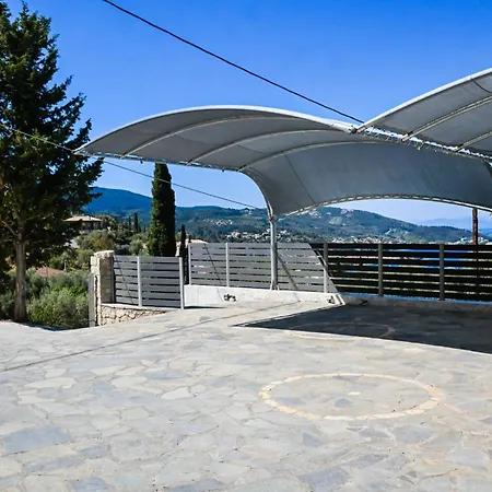 Lägenhetshotell Ionian Edge 4*